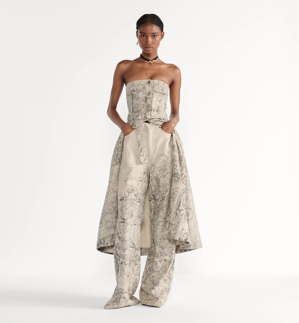 LOOK_F_26_1_LOOK_025_E01