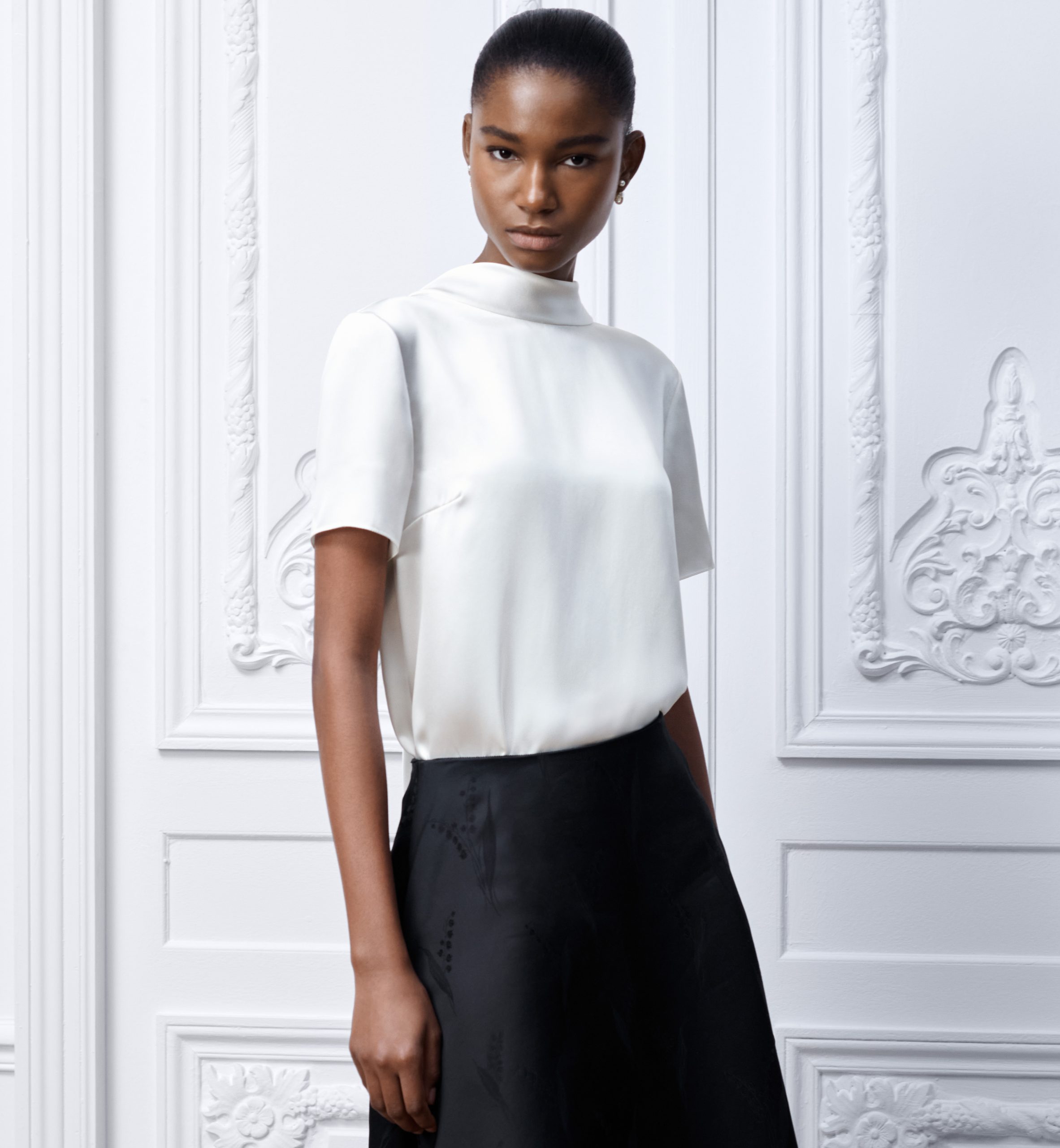 LOOK_F_26_2_LOOK_018_E04
